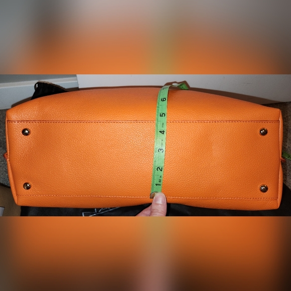 ***SOLD** Iacucci Pebbled Italian Leather Tote Satchel Bag in Orange; New w/Tags - Picture 4 of 16